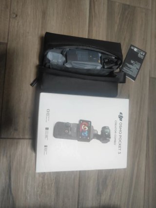 DJI Osmo Pocket 3 Creator Combo
