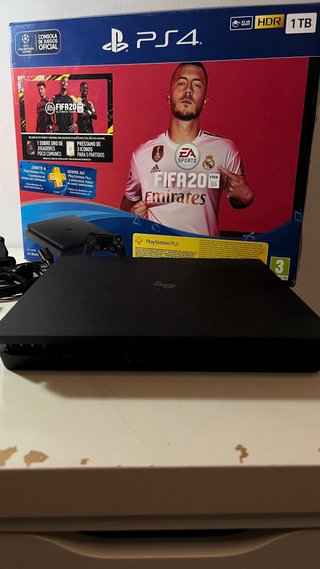 PS4 FIFA 20 Edizione Speciale 1TB