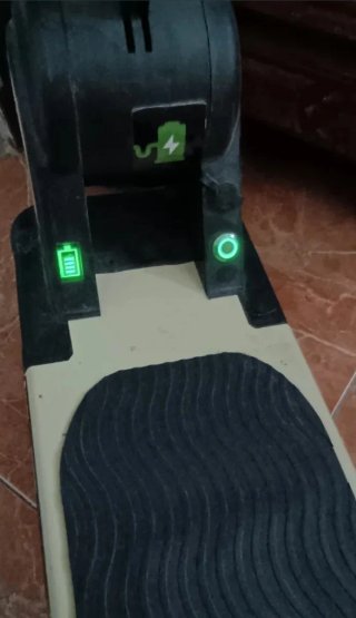Patinete eléctrico infantil