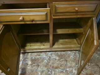 Mueble rústico madera en perfectas condiciones