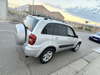 Toyota RAV4 2004