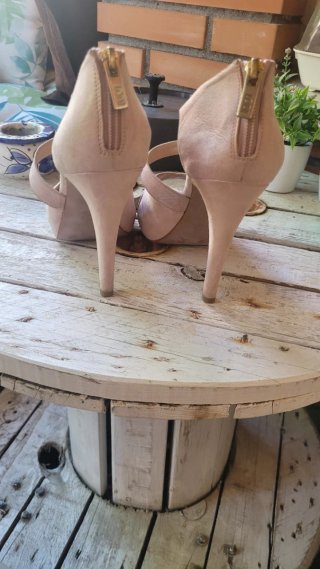 Zapatos LODI rosa palo con destello dorado