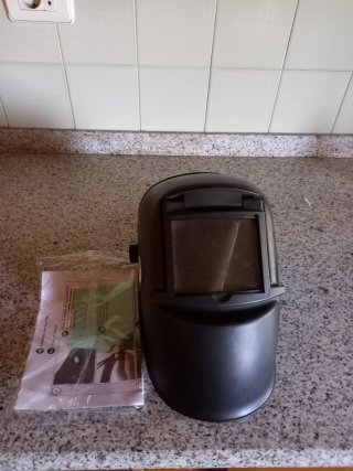 Careta de soldar negra