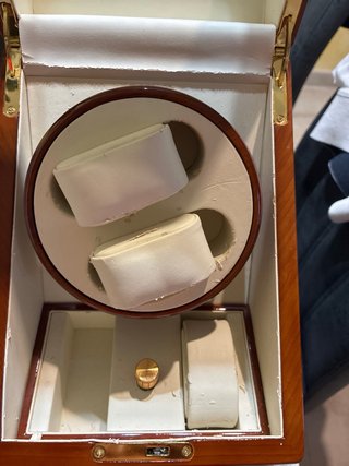 Caja para relojes de madera