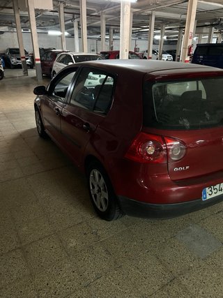 Volkswagen Golf 2004
