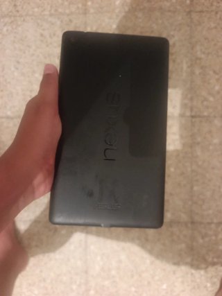 Tablet Google Nexus 7 da 12 GB con batteria da 3 ore