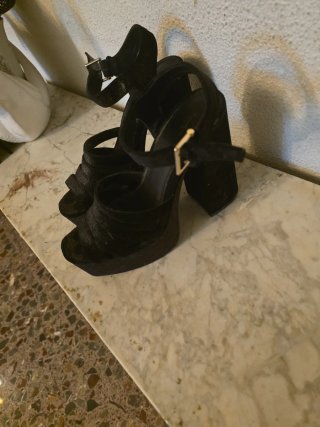Zapatos de tacón negros talla 38