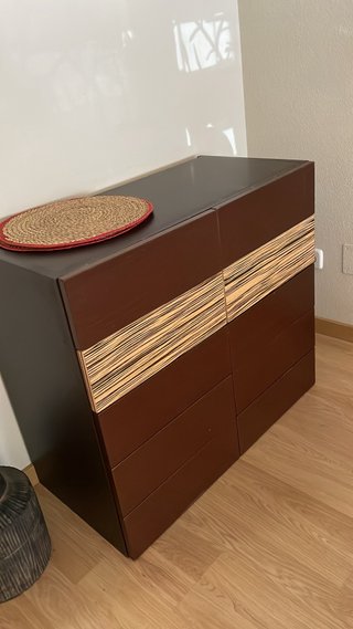 Cajonera de madera, 8 cajones grandes.