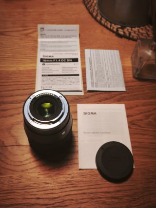 Sigma 16mm F1.4 DC DN para Sony E