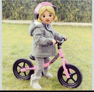 Bicicleta infantil rosa Sawyer  casco y rodilleras