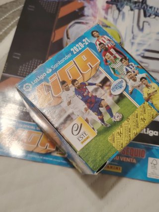 Caja +Álbum Este Sellada 2020-21 Panini