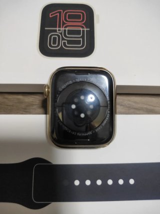 Apple Watch Serie 7 45mm dorado