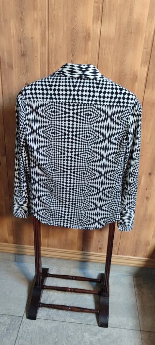CAMISA ZARA MUJER DIBUJO GEOMÉTRICOS BLANCO NEGRO