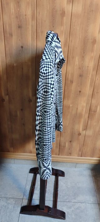 CAMISA ZARA MUJER DIBUJO GEOMÉTRICOS BLANCO NEGRO