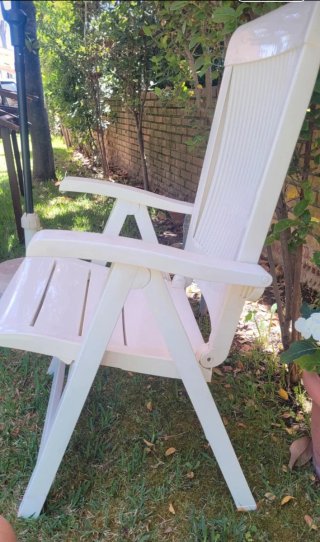 Lote 4 Sillas Grosfillex Blancas Plástico