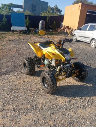 Quad Amarillo 1256km