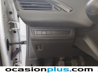 Peugeot 208 1.2 VTi Active 60 kW (82 CV)