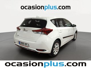 Toyota Auris 120T Active 85 kW (116 CV)