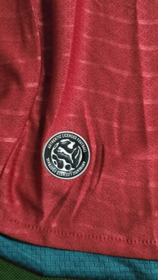 Camiseta Portugal Talla L Roja