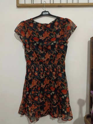 Vestido estampado floral M