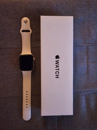 Apple Watch SE 2 44mm GPS + LTE CHOLLAZO