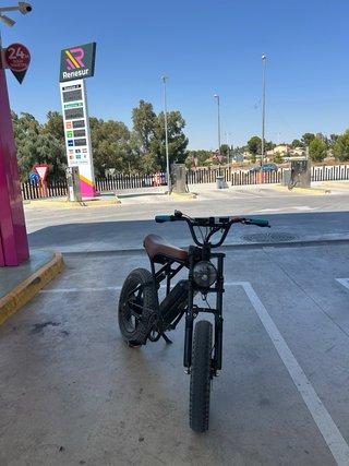 Bicicleta Eléctrica Fat Bike Negra
