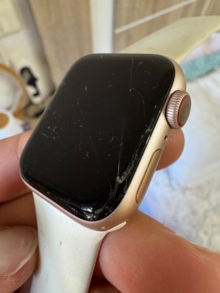 Apple Watch Series 4 Rose Gold