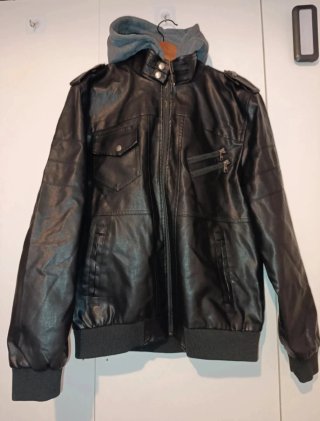 Cazadora negra doble cremallera Talla M/L
