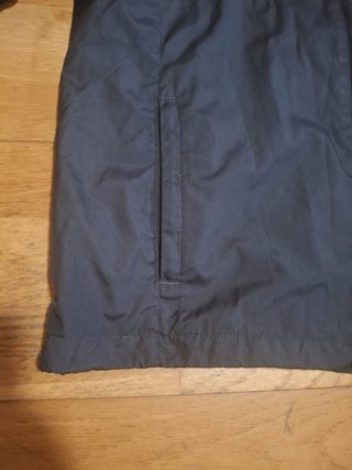 Chaqueta Nike Negra y amarilla