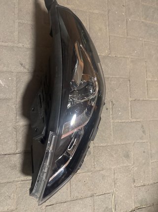 Faro Izquierdo Hyundai i30