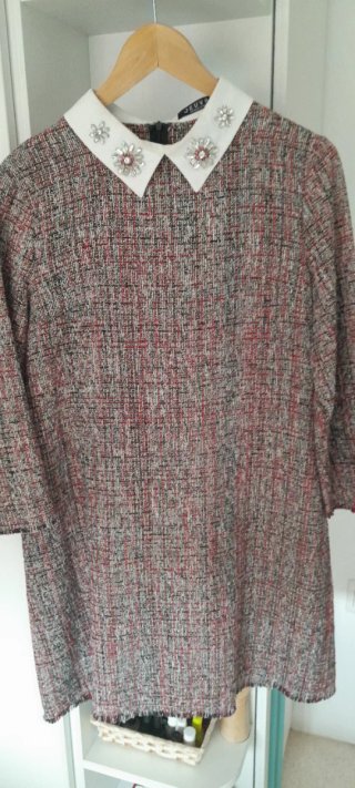 Vestido Chanel JEUV gris y rojo