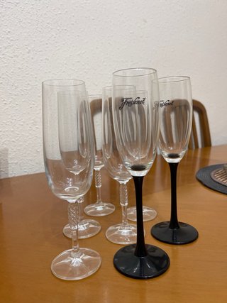 Lote de 7 copas de cava vintage