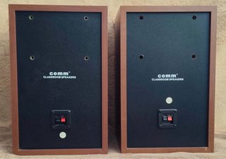 Altavoces de madera