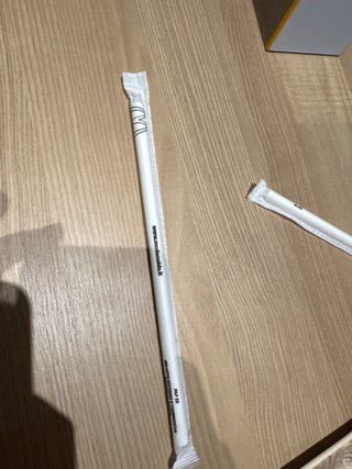 Cannuccia McDonald's in carta