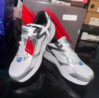 Zapatillas Skechers GOrun Talla 41
