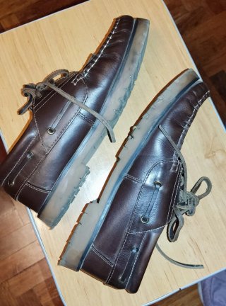 Zapatos náuticos marrones T38. Uniforme.