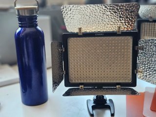 2 Luces LED Yongnuo YN300 III