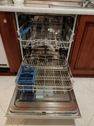 Lavastoviglie Indesit, buono stato