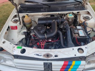 Peugeot 205 1985