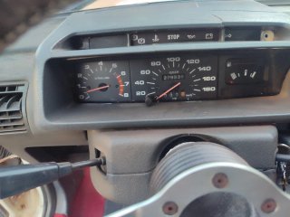 Peugeot 205 1985