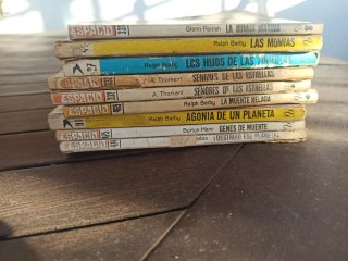 Novelas ciencia ficción , dos euros por unidad