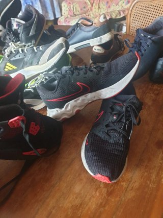 Lote Zapatillas Deportivas Hombre