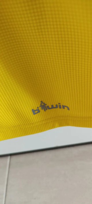 Maillot Decathlon Amarillo Talla S