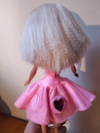 Muñeca Barbie Twirlin' Makeup