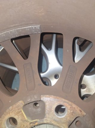 Llantas BMW 225/55/16 93W