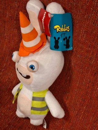 Peluche Rabbid Obrero Play by Play