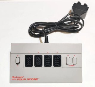 NINTENDO NES FOUR SCORE