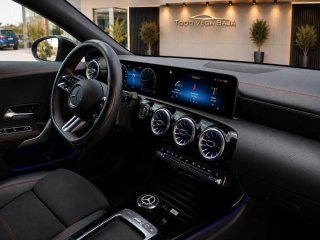 Mercedes-Benz Clase CLA 2025