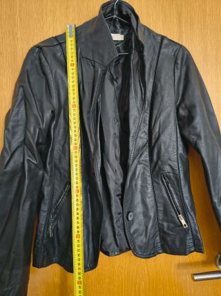 Chaqueta Color Negra