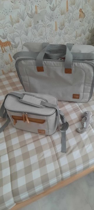Maleta y neceser infantil gris